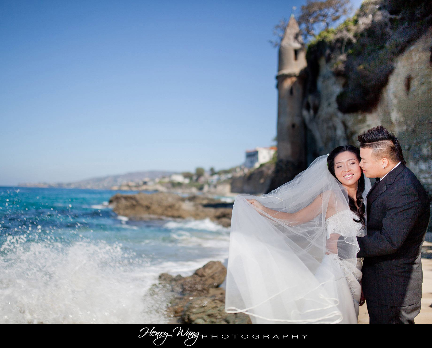 Laguna-Beach-Victoria-Beach-Pre-Wedding-Engagement-Photo-Session